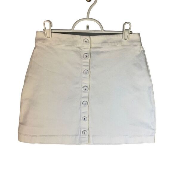 White Button Up Denim Miniskirt, Medium chicsportif preppy - Picture 2 of 8